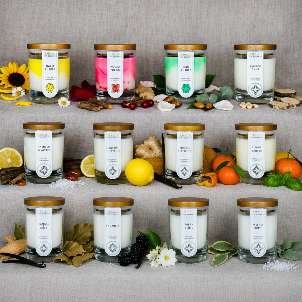 Starter Bundle Duftkerzen mit Holz Display – 12er Set Sojawachs – Verkaufsfertiges POS Konzept